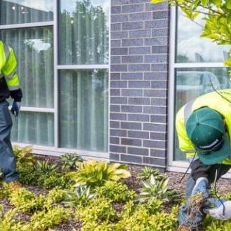 Commercial Grounds Maintenance